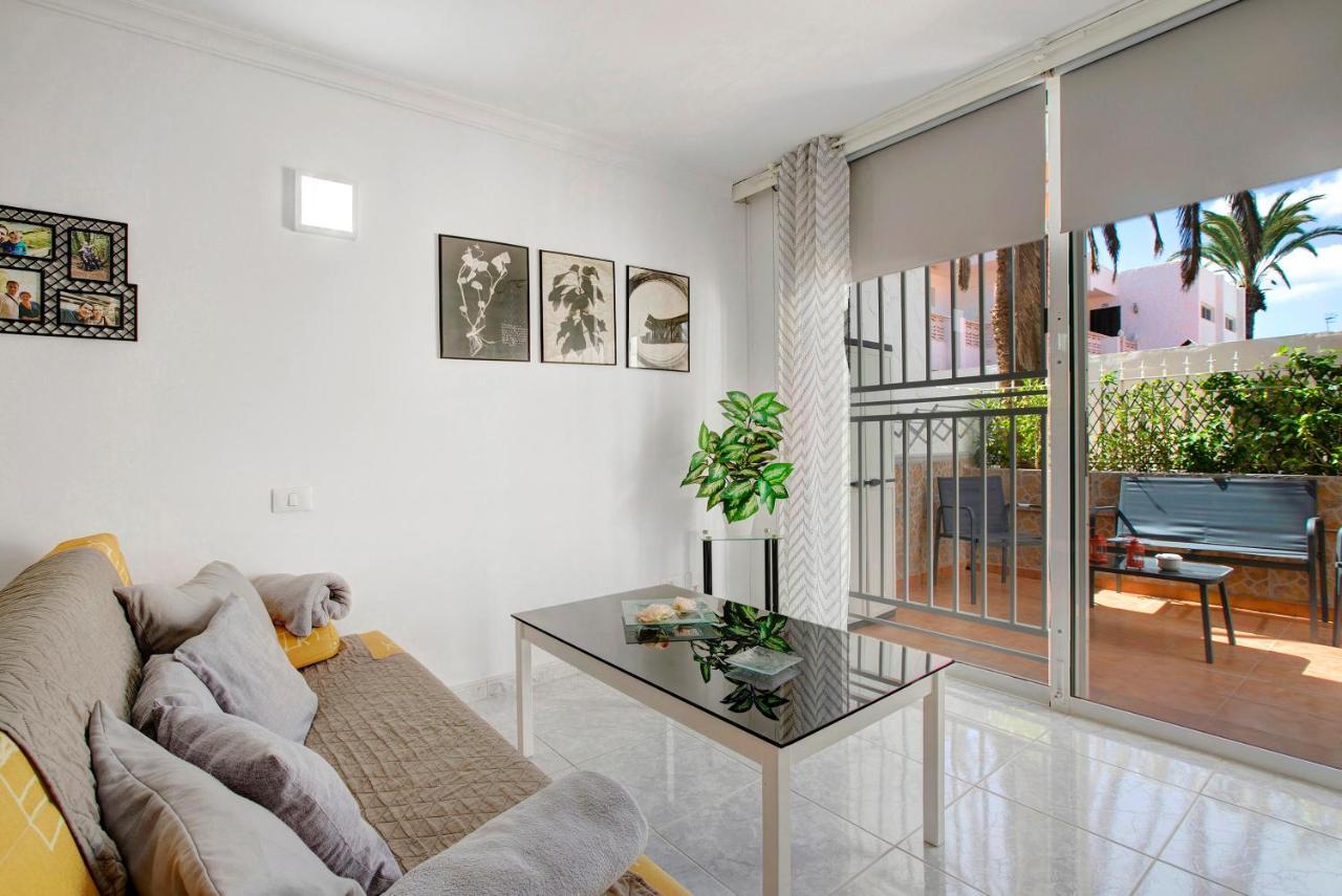 Apartamento Mertxe Арона Екстериор снимка