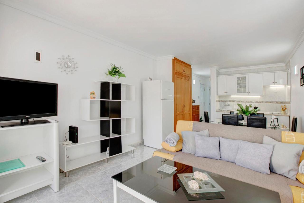 Apartamento Mertxe Арона Екстериор снимка