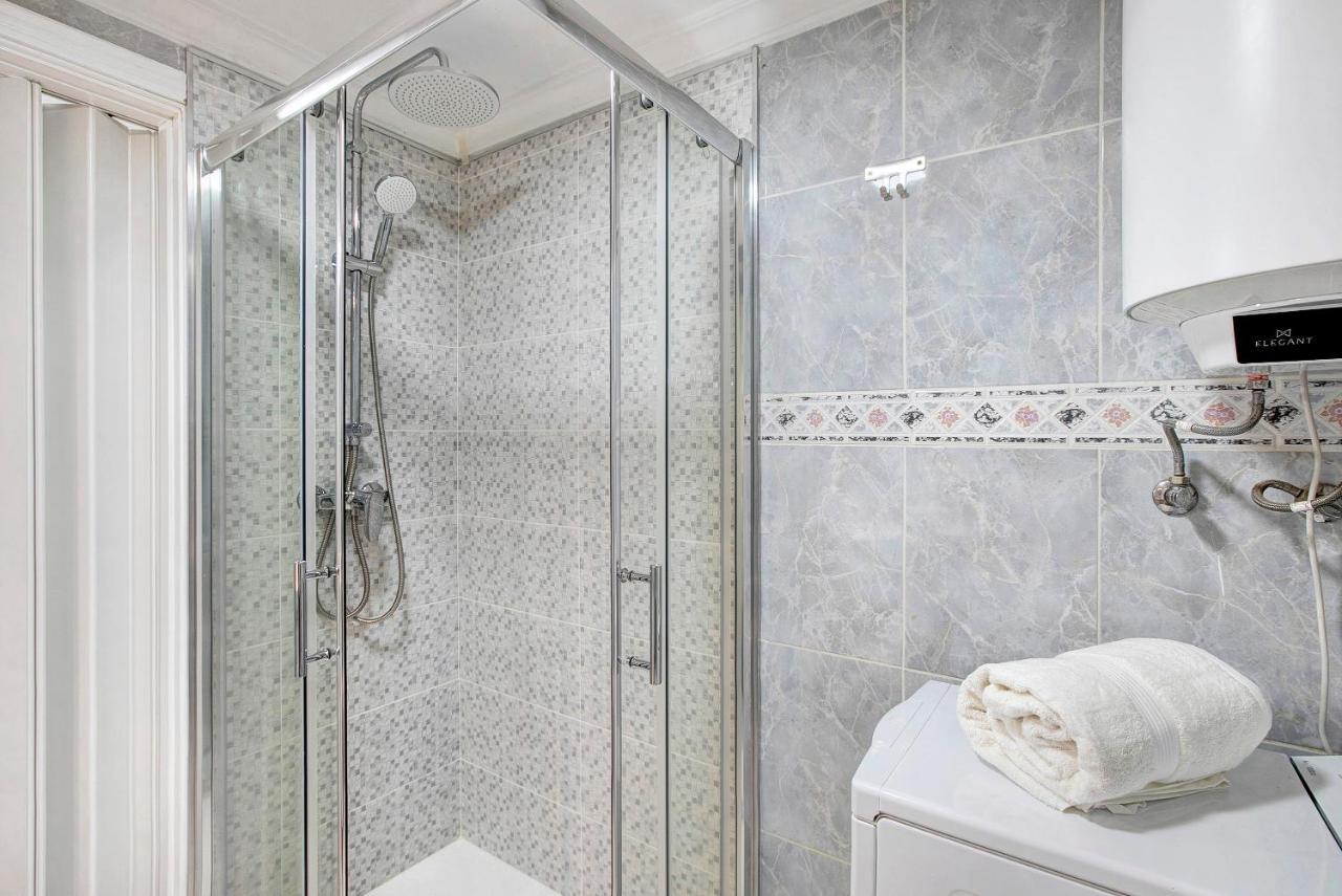 Apartamento Mertxe Арона Екстериор снимка